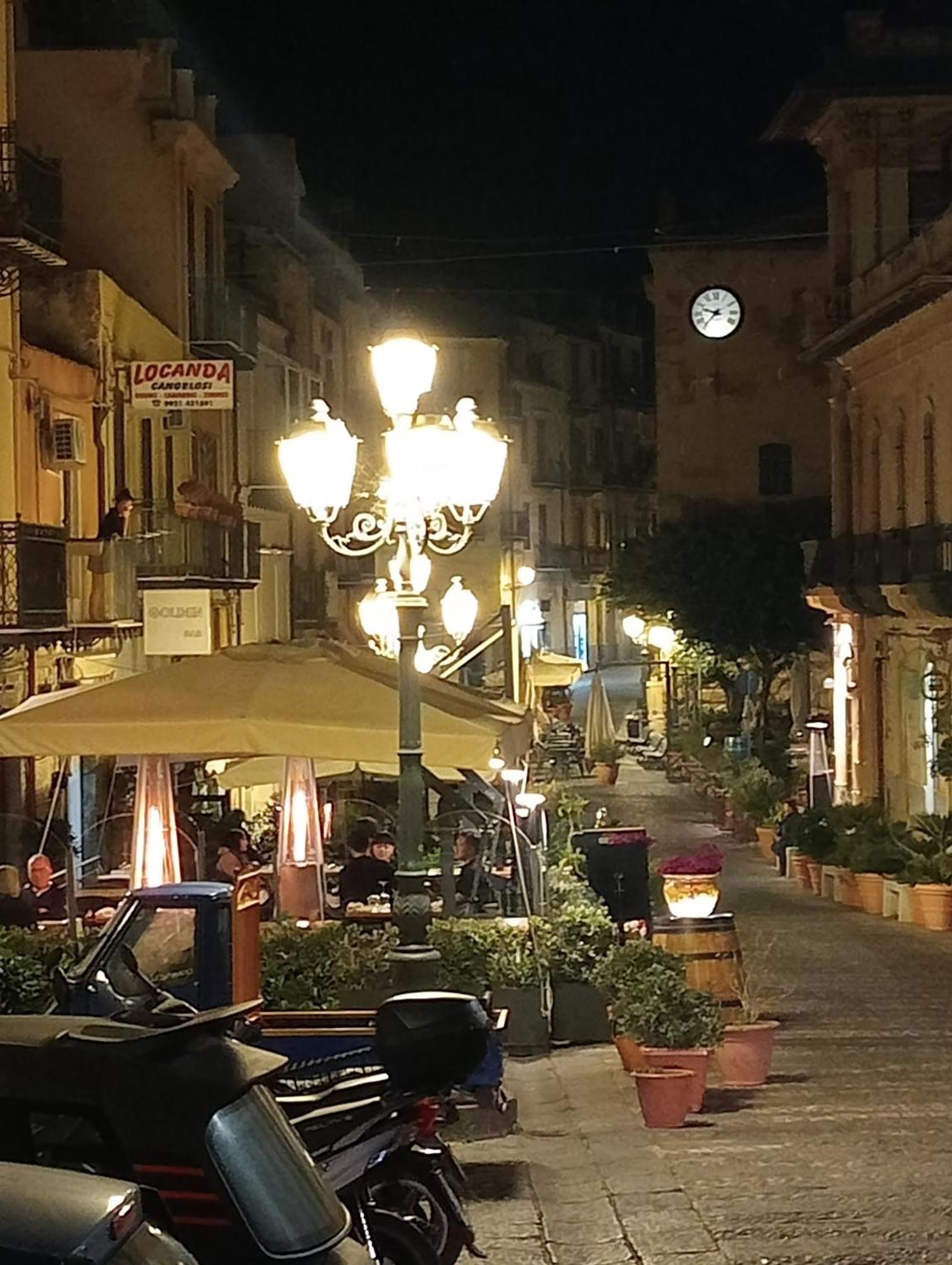 تْشيفالو La Locanda المظهر الخارجي الصورة